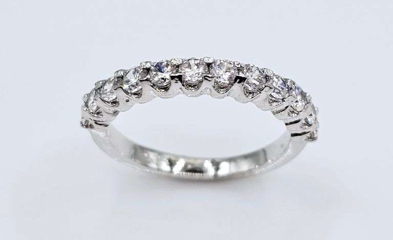 Dazzling 2 Band 2.75 Ct VVS1  Lab Simulated Diamond Ring Set