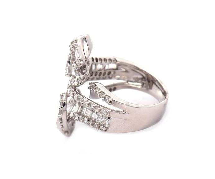 18kt White gold 4.50ctw Round and Baguette Diamond Frame Swirl Bypass Cocktail Ring