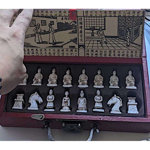 Chinese Terracotta Warrior Chess Set with Wood Board