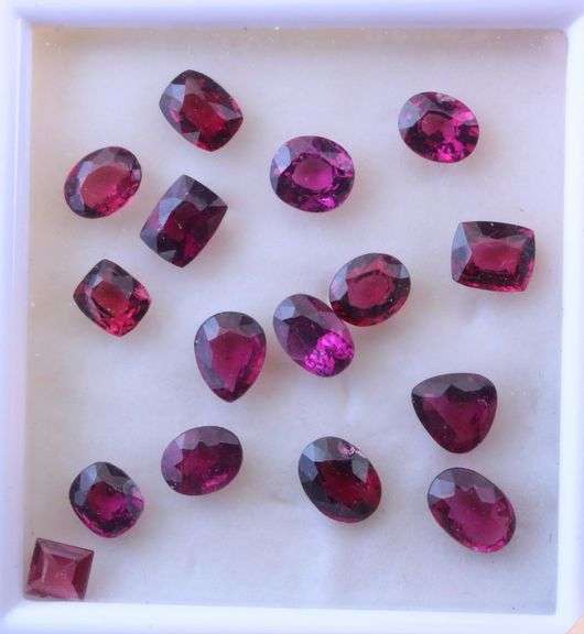 Jewelers special!!! 25.84ct Rhodolight Garnet set!
