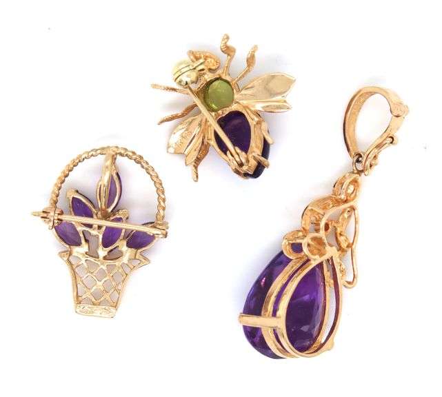 Group lot of 3 14kt Yellow gold amethyst pendants