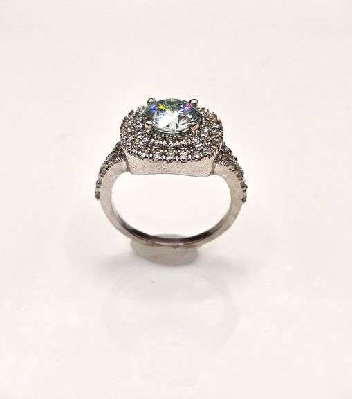 Dazzling 2.3 Ct Ice Blue Lab Simulated Diamond Ring