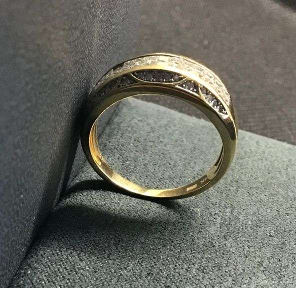 MEN’S 14K YELLOW GOLD NATURAL DIAMOND WEDDING BAND