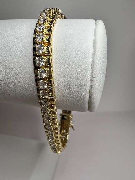 Sparkling 14 Kt Gold Plated Tennis Bracelet