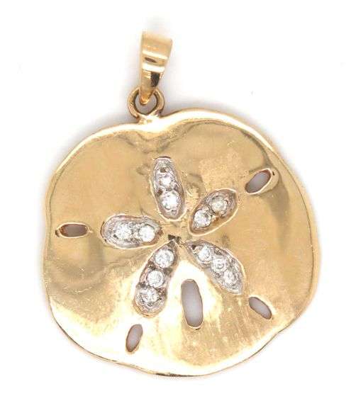 14kt Yellow gold diamond round pendant