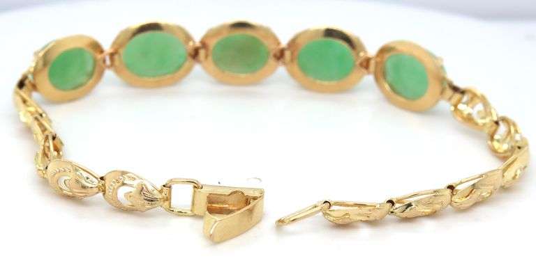14kt Yellow gold green Jade link bracelet