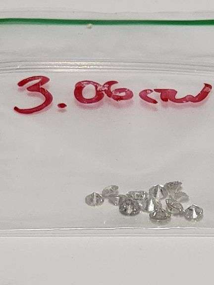 Verey large fine 3.06ctw white natural diamonds