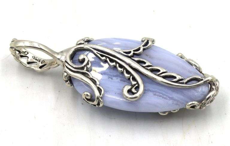 Carolyn Pollack Relios blue lace agate pendant in 925 sterling silver
