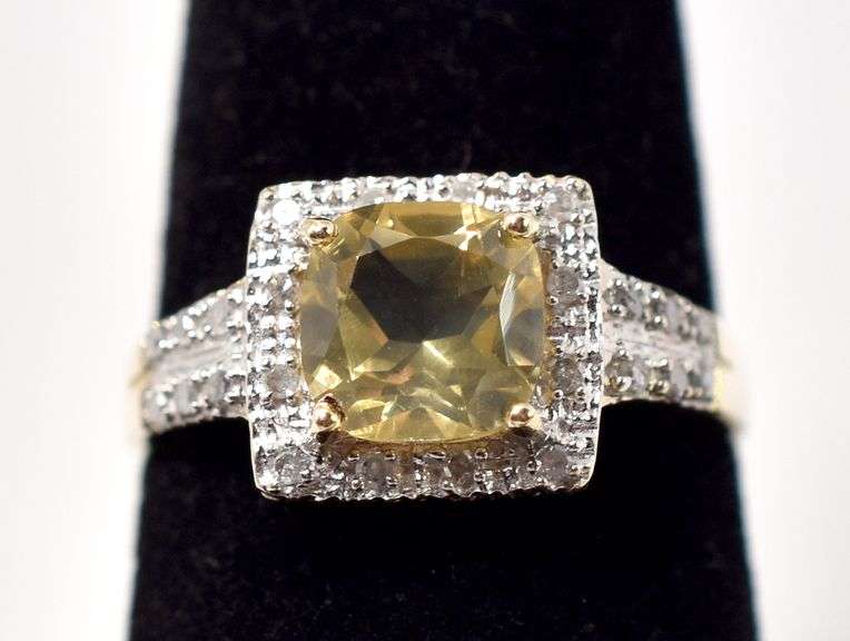 Amazing 10K Yellow Gold Diamond and Citrine Gemstone Ring