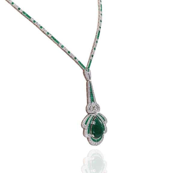 18k White Gold and Emerald Diamond Pear Necklace