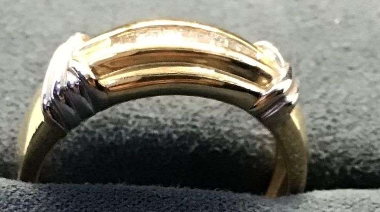 MEN’S 14K YELLOW AND WHITE GOLD NATURAL DIAMOND WEDDING BAND