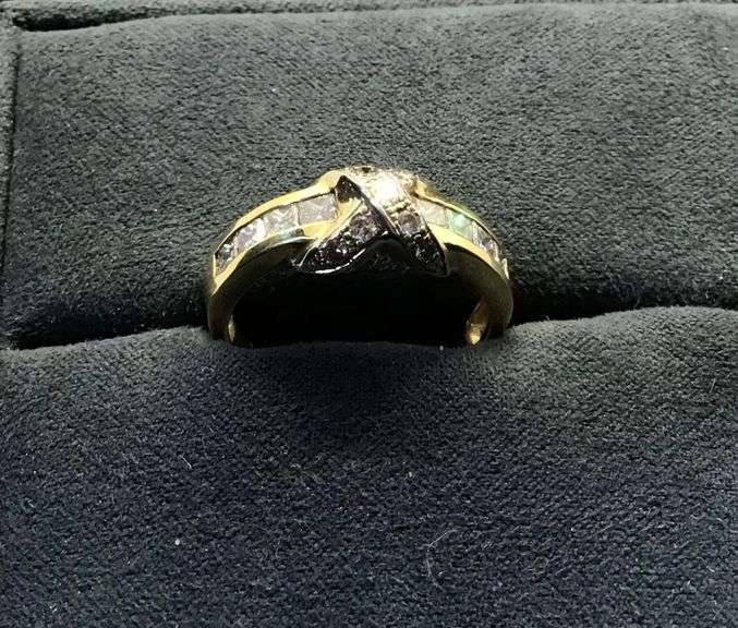 MEN’S 14K YELLOW GOLD NATURAL DIAMOND WEDDING BAND