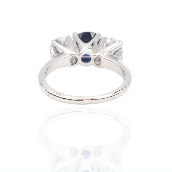 18k White Gold Natural Sapphire and Diamond