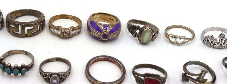 Group lot of Vintage 925 sterling silver rings