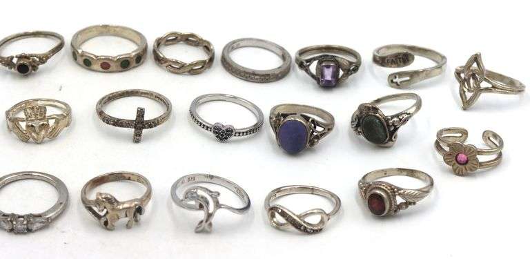 Group lot of Vintage 925 sterling silver rings