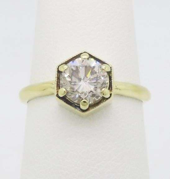 18k Yellow Gold Solitaire Diamond Ring