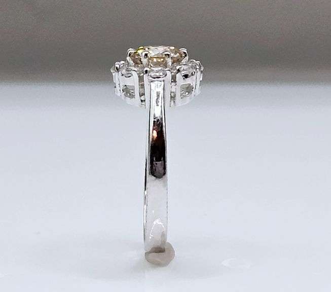 Gorgeous 3.25 Ct White Bright White Simulated Lab Diamond Ring