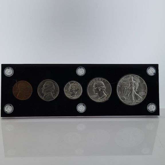 1939 Uncirculated Type Set In Capital Plastics Holder