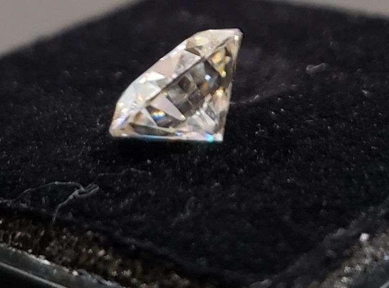 Huge Rare 9.45 Ct Sparkling White Brilliant Round Cut Lab Simulated Diamond