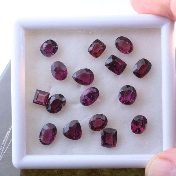 Jewelers special!!! 25.84ct Rhodolight Garnet set!