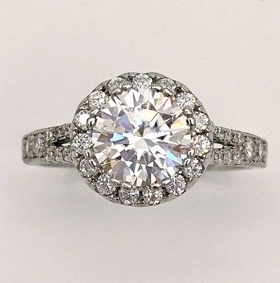 Dazzling 2.15 Ct Ice White Lab Simulated Diamond Ring
