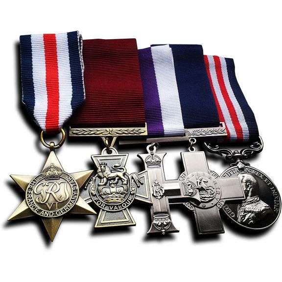 5 Military Medals Collectible Reproduction