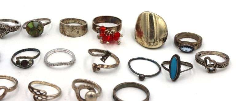 Vintage 925 sterling silver group lot of rings