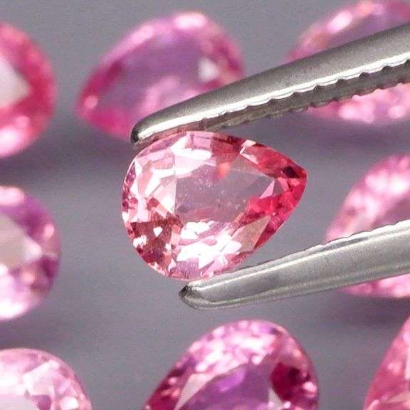 Superb 3.05ct set of top reddish pink Sapphires -UNTREATED!