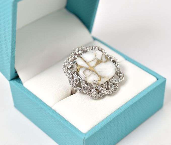 Shimmering 8.93CTS Golden Quarts & 1.50CTS Sapphire Gemstone Ring in Sterling Silver