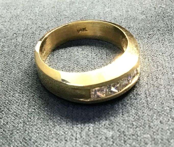 MEN’S 14K YELLOW GOLD NATURAL DIAMOND WEDDING BAND