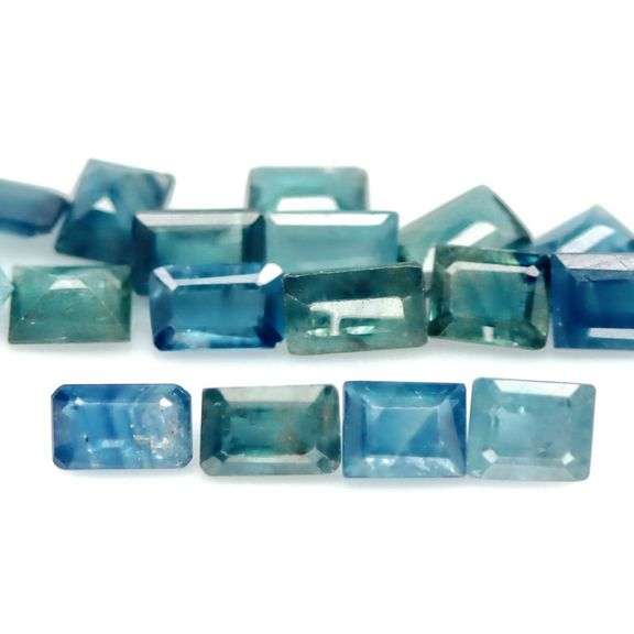 Genuine 9.62ct greenish blue sapphire set -Heated only!