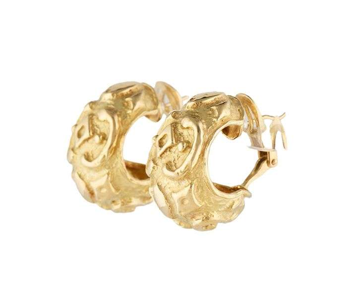 18kt Yellow gold Katy Briscoe Hope’s Omega Back Hoop Earrings