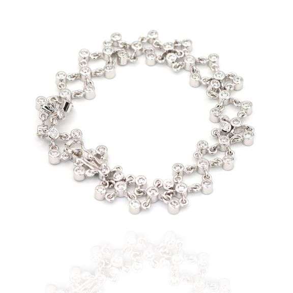 18k White Gold Natural White Diamond Bracelet