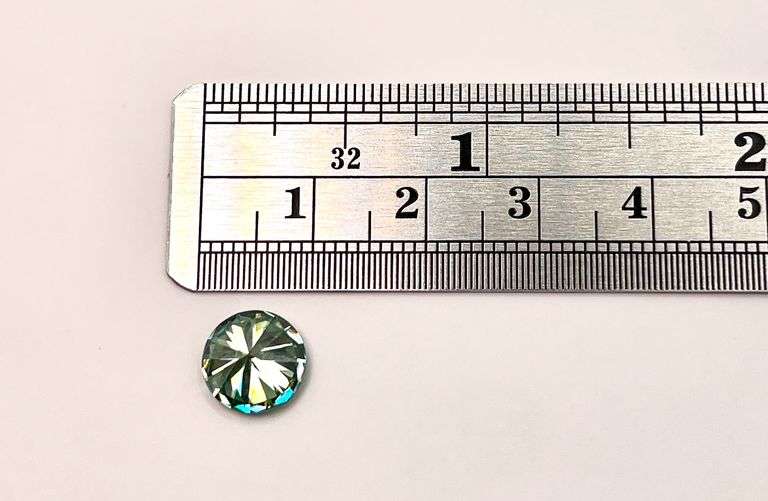 Sparkling 2.55 Ct Mint Green/Blue Brilliant Round Cut Fire Moissanite
