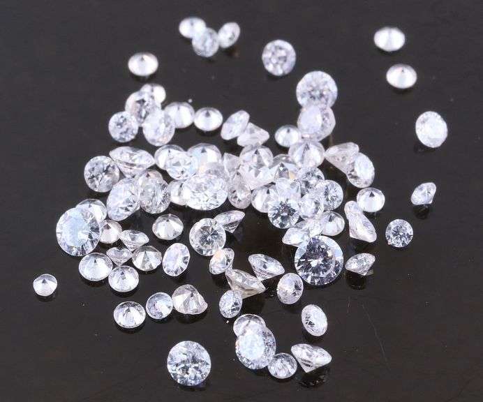 High fire 1.46ct set of round brilliant Diamonds!