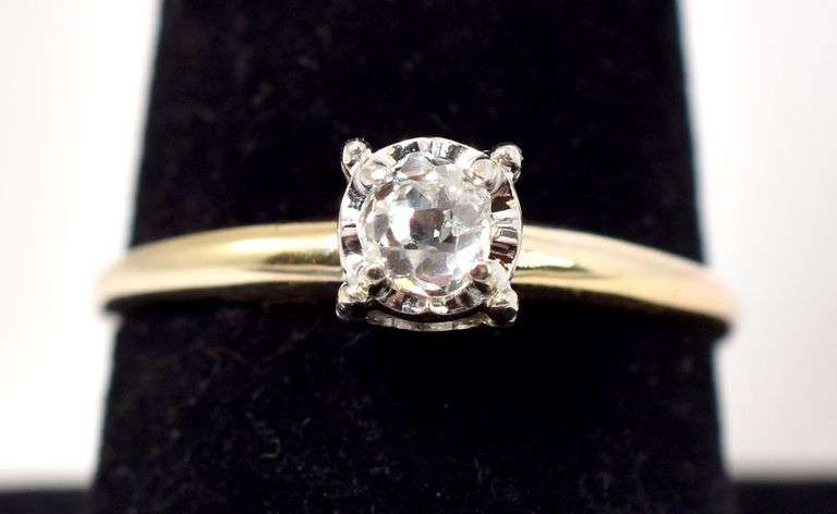 Darling Diamond Engagement Ring in 14K Yellow Gold