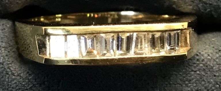 MEN’S 14K YELLOW GOLD NATURAL DIAMOND WEDDING BAND