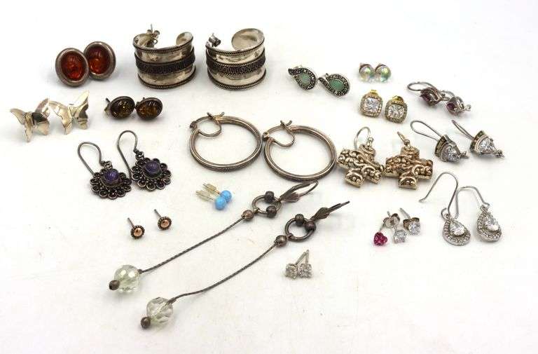 Vintage 925 sterling silver group lot of earrings