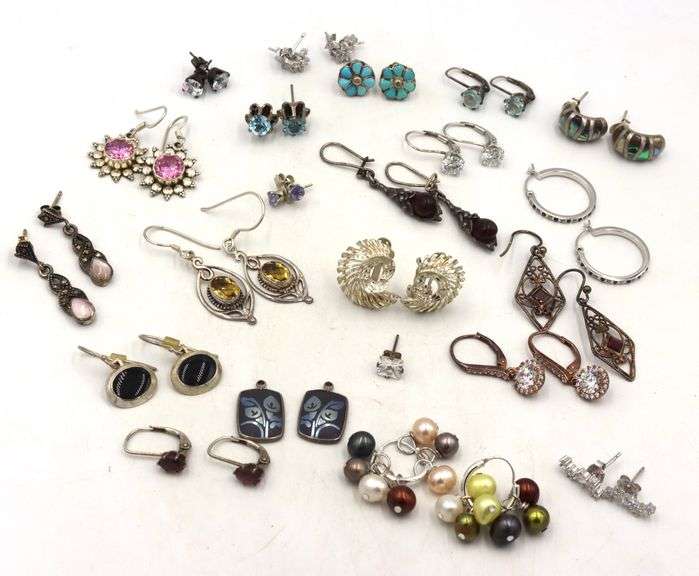Vintage 925 sterling silver group lot of earrings