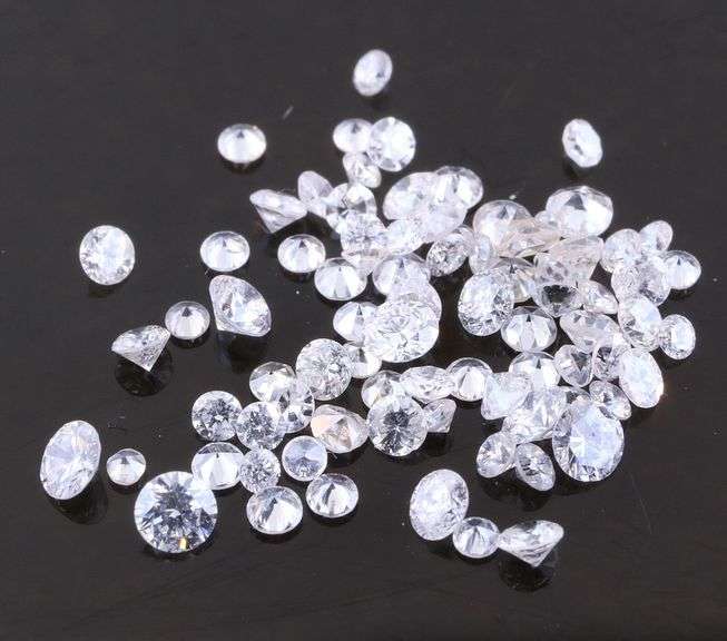 High fire 1.46ct set of round brilliant Diamonds!