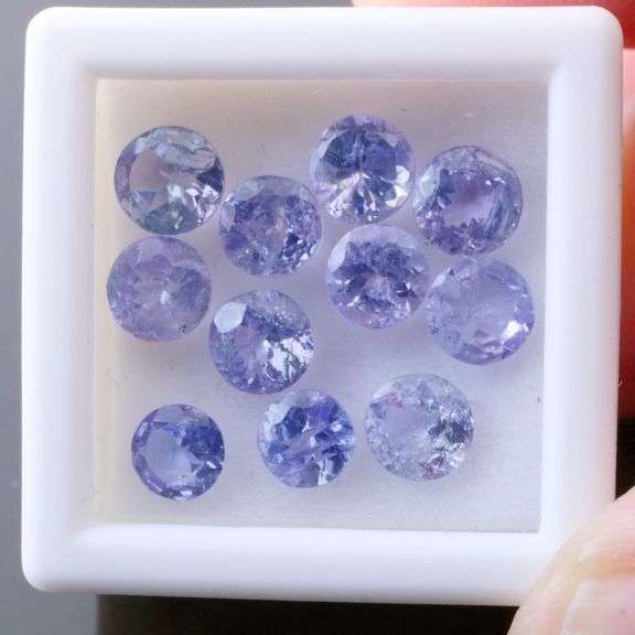 Heavy 5.44ct set of real Tanzanite!