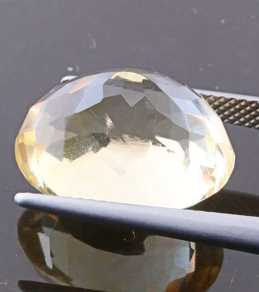 Simply brilliant 15.47ct Golden Citrine