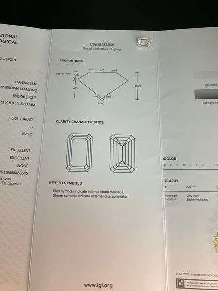 I.G.I CERTIFIED 5.01 CARAT LAB GROWN DIAMOND