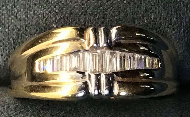 MEN’S 14K TWO TONE (YELLOW+WHITE) GOLD NATURAL DIAMOND WEDDING BAND
