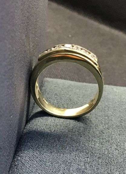 MEN’S 14K YELLOW GOLD NATURAL DIAMOND WEDDING BAND