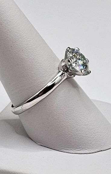 Ladies 14 Kt White Gold Plate Sparkling 3 Ct Ice White Lab Simulated Diamond  Ring