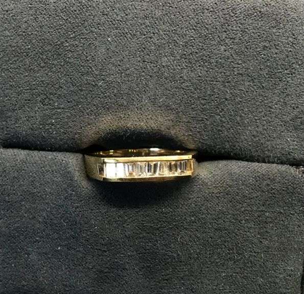 MEN’S 14K YELLOW GOLD NATURAL DIAMOND WEDDING BAND
