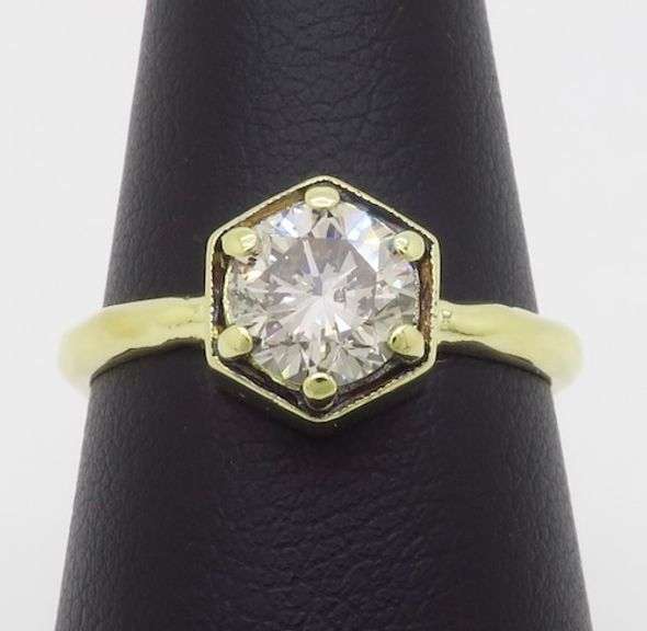 18k Yellow Gold Solitaire Diamond Ring