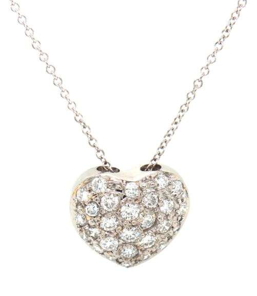 18kt White gold 0.30ctw pave diamond heart shaped pendant on chain