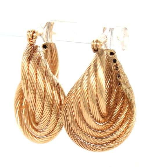 14kt Yellow gold Ribbed multi row gold hoop earrings